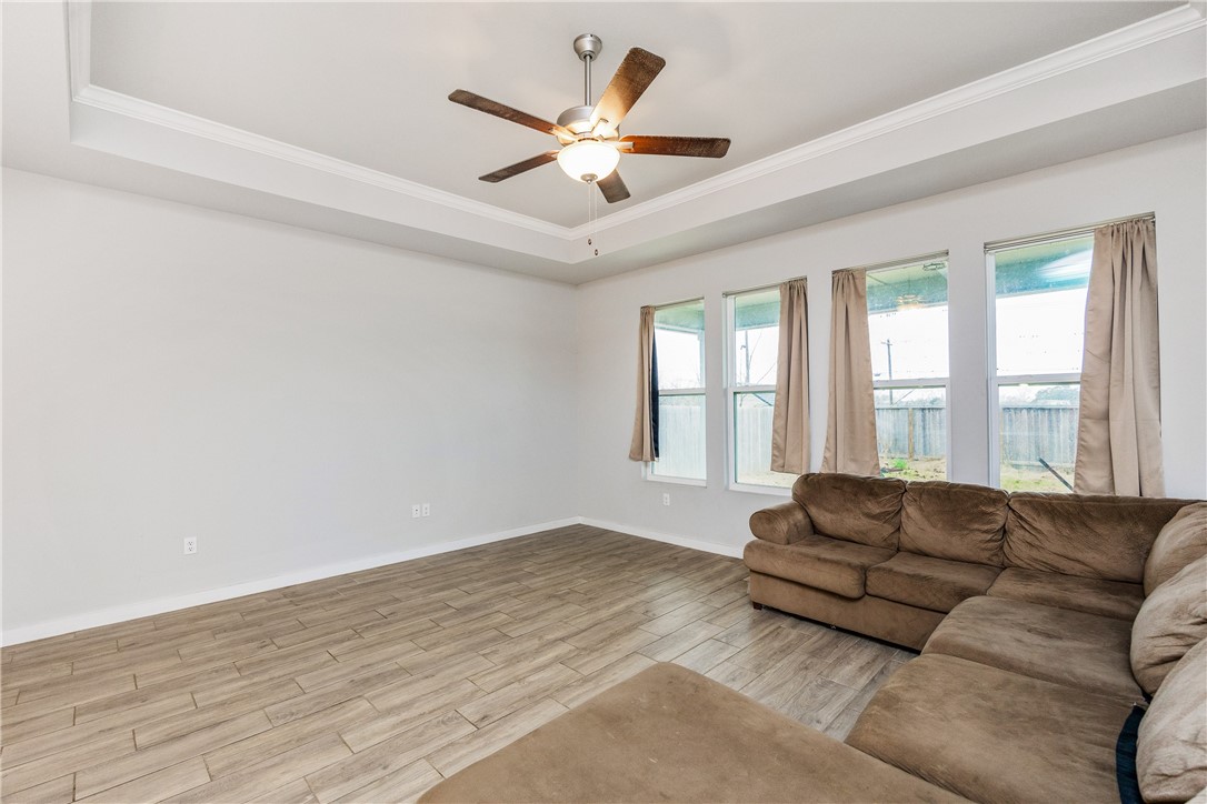 109 Highwood Dr Property Photo 21