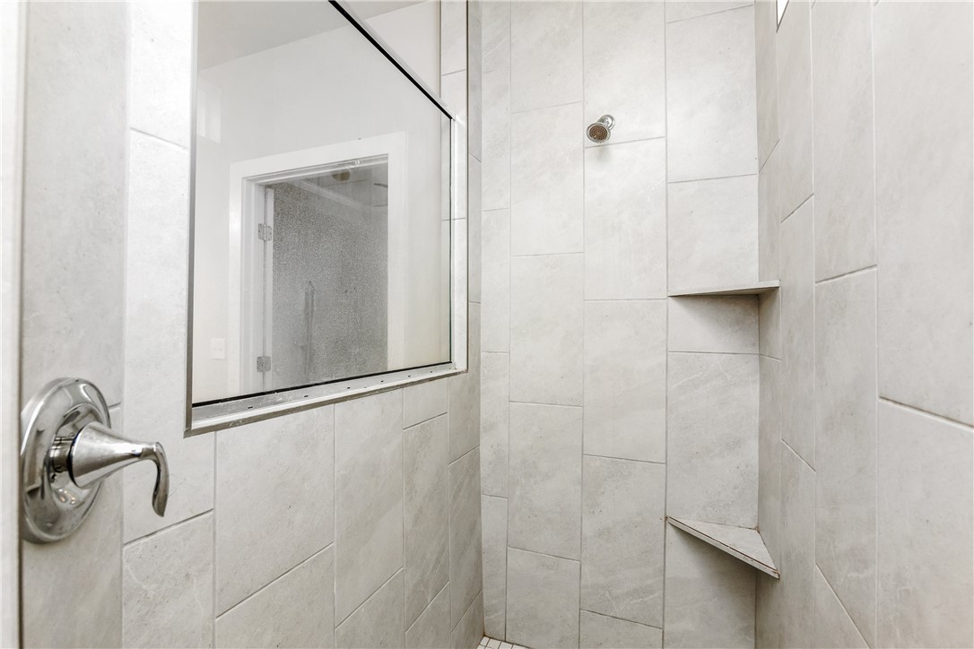 109 Highwood Dr Property Photo 34