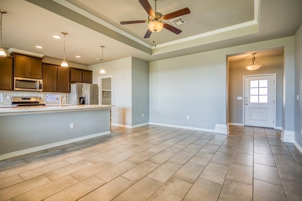 9529 Sedalia Property Photo 3