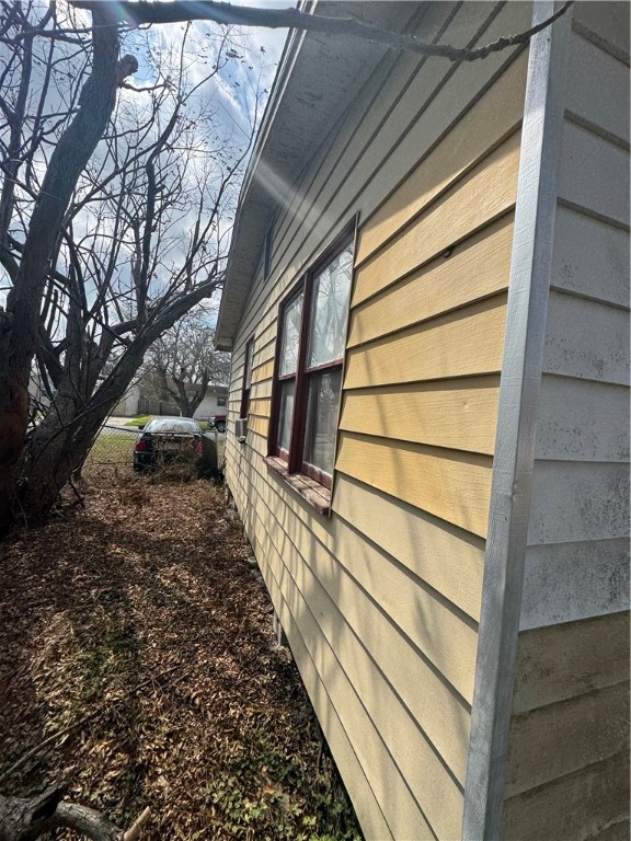 1638 Birch Pl Property Photo 4