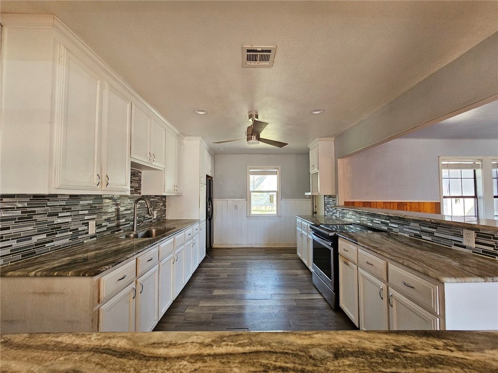 614 W Alice Ave Property Photo 4