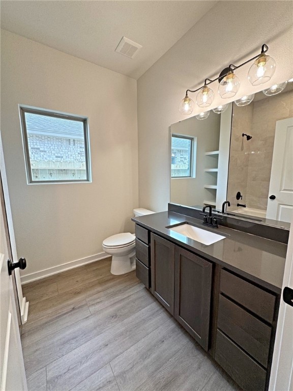 2658 Lady Andrea Dr Property Photo 17
