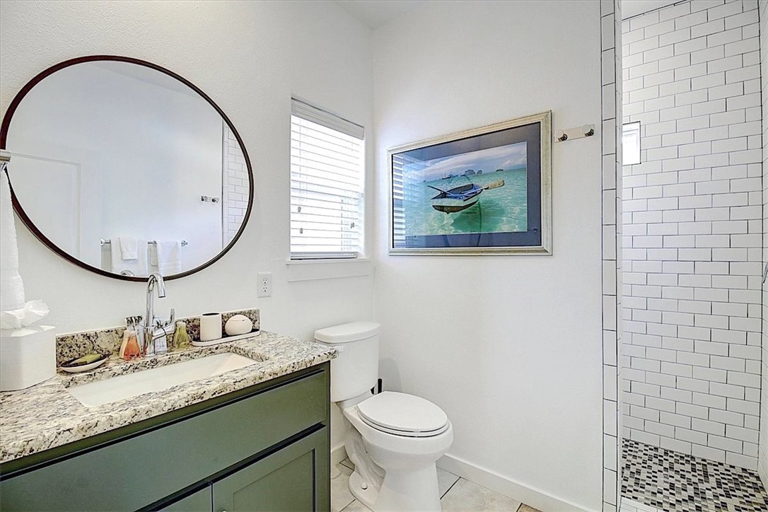 515 W Avenue C Property Photo 19