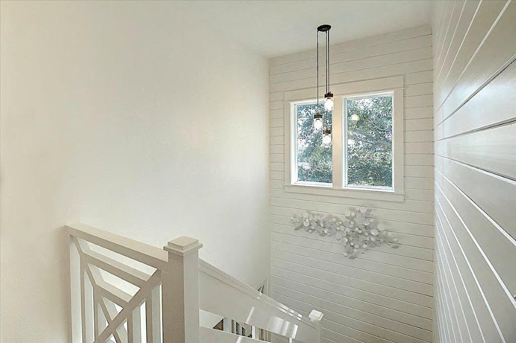 515 W Avenue C Property Photo 20