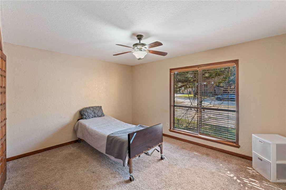 4226 Wood River Dr Property Photo 11