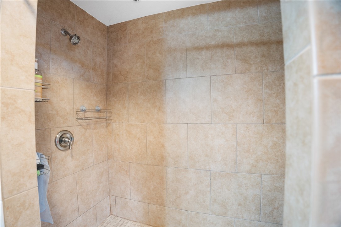 4226 Wood River Dr Property Photo 23