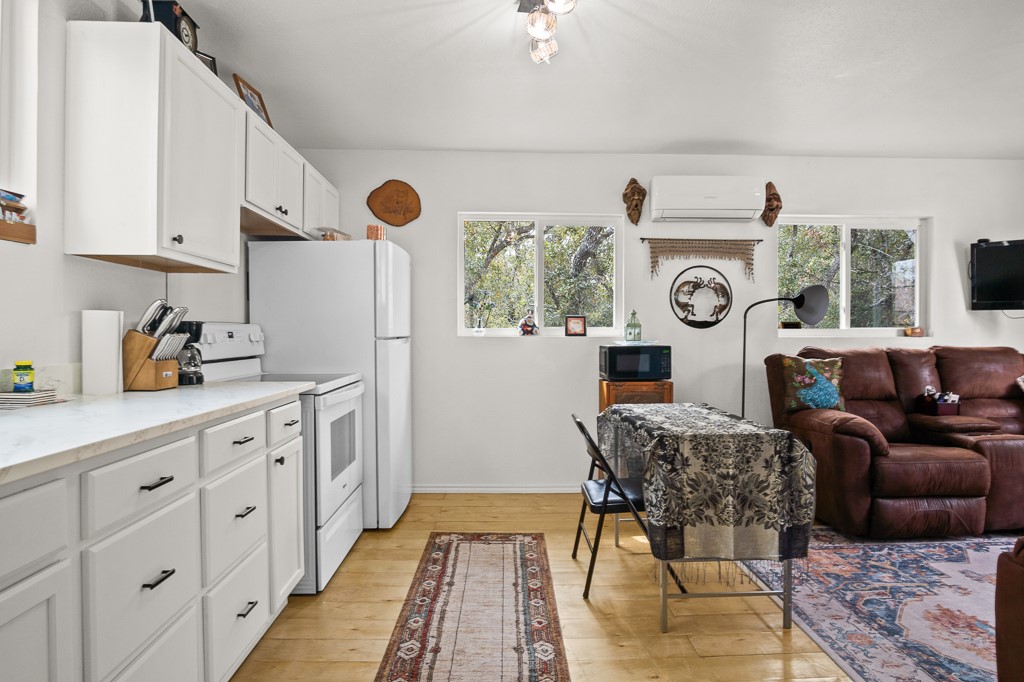 652 Rabbit Run Property Photo 28