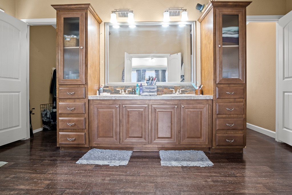658 Rabbit Run Property Photo 13