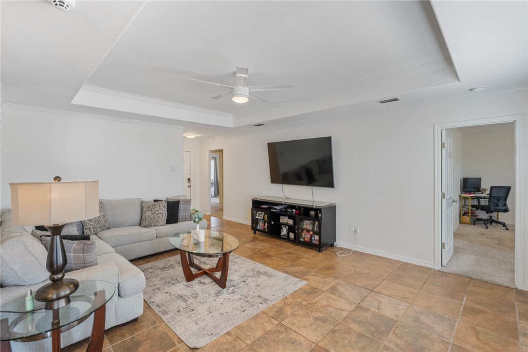 5642 Victor Lara Ortegon St Property Photo 4