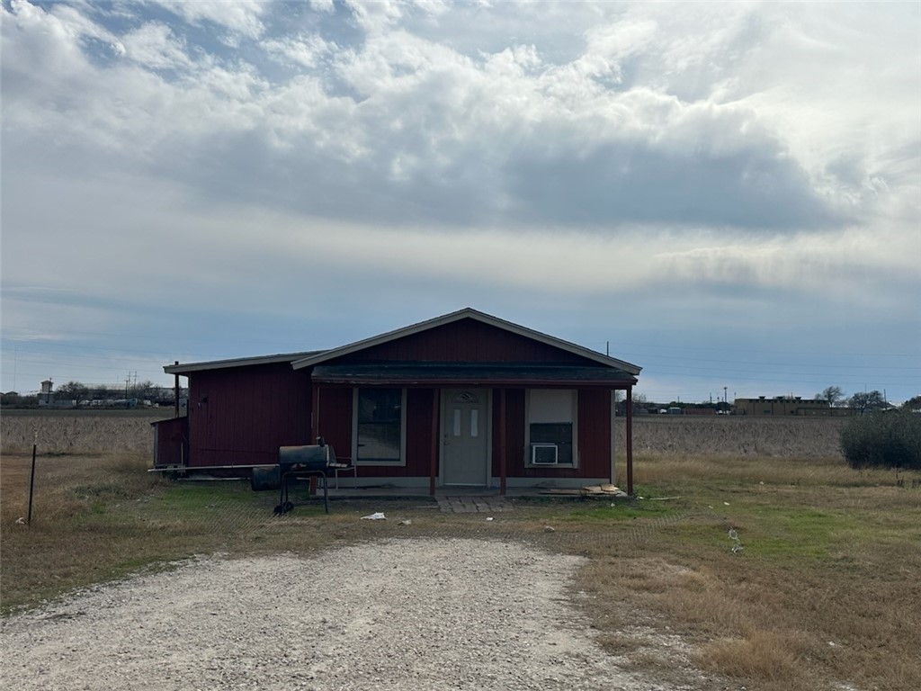 358 Magee Property Photo 3