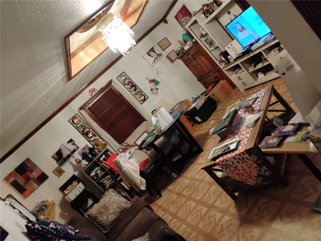 358 Magee Property Photo 6