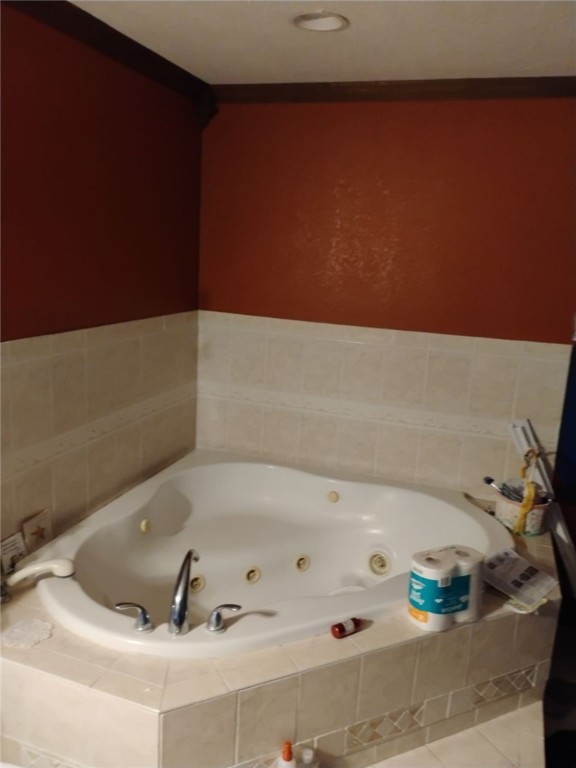 358 Magee Property Photo 8