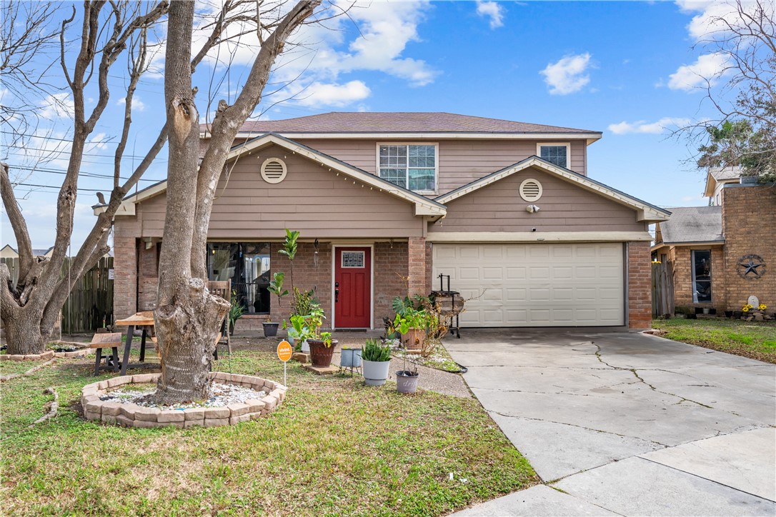 6718 Cottonwood St Property Photo 1