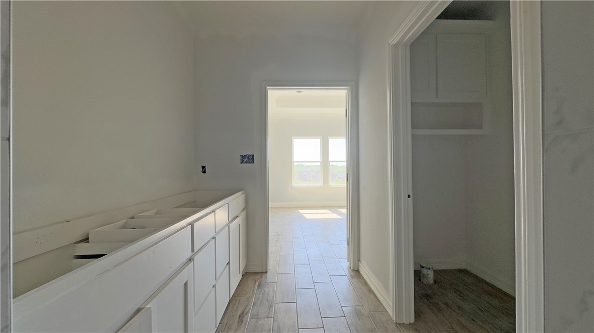 6210 Sadie St Property Photo 10