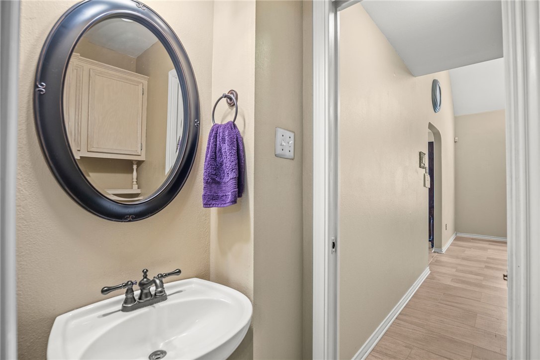 5226 Lethaby Dr Property Photo 18