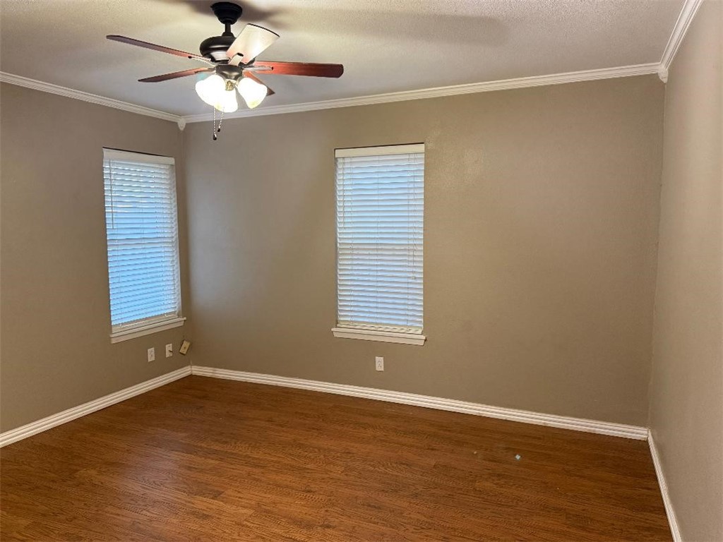 1708 Denver St Property Photo 10