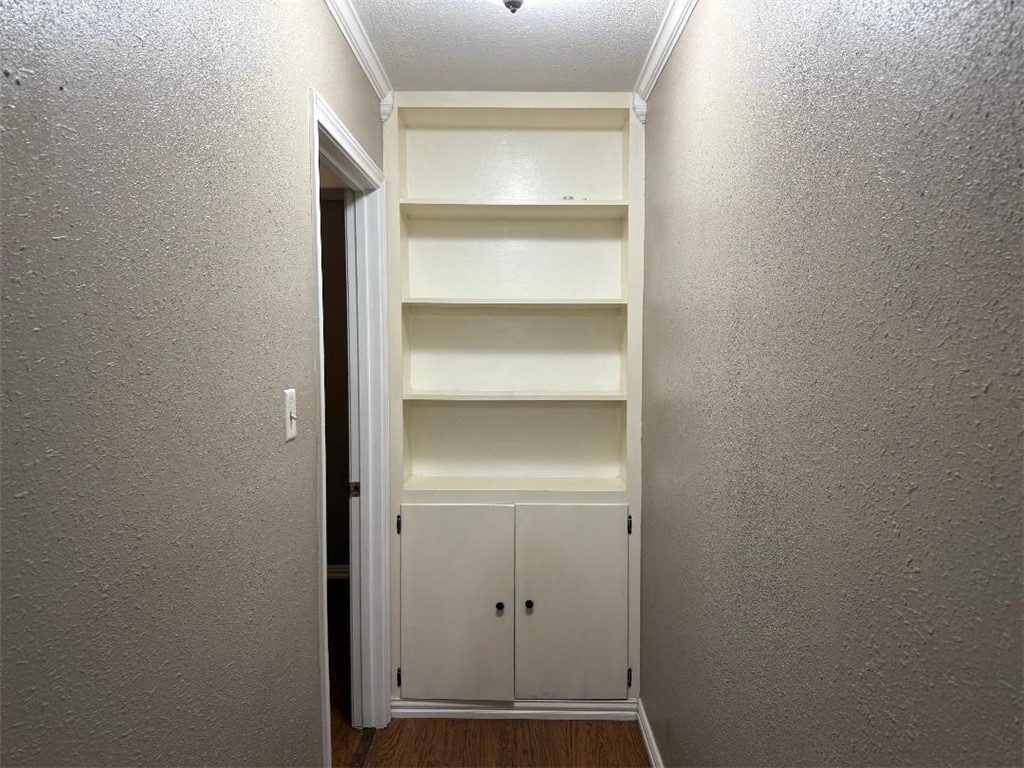 1708 Denver St Property Photo 17