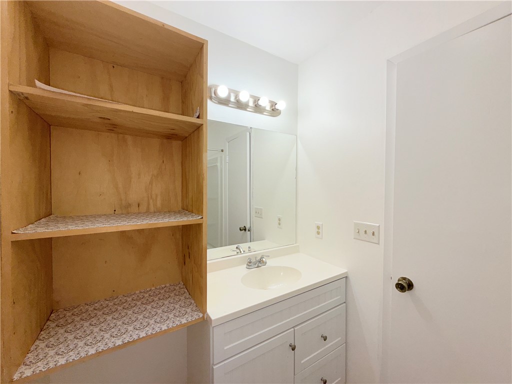 1300 Johnson St Property Photo 18