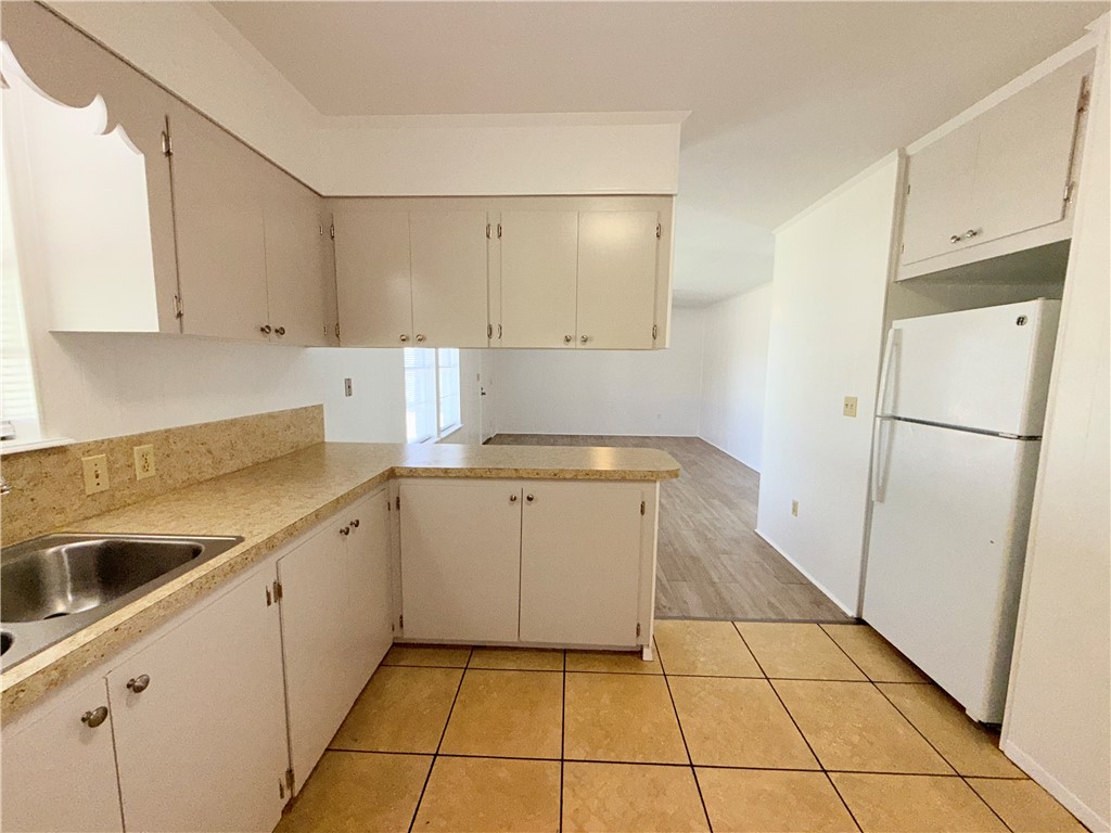 1302 Johnson St Property Photo 6