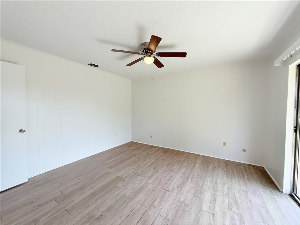 1302 Johnson St Property Photo 8