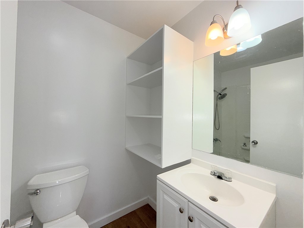 1302 Johnson St Property Photo 10