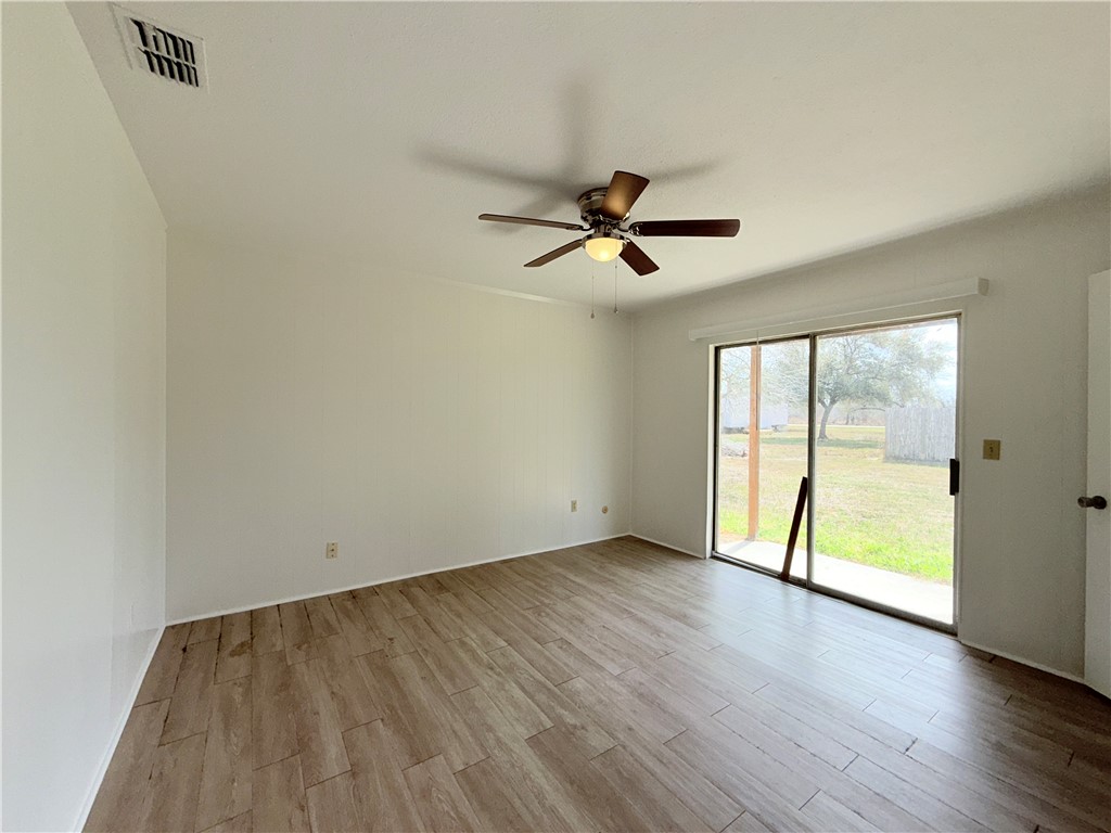 1302 Johnson St Property Photo 16