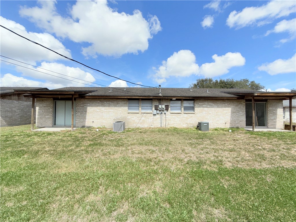 1302 Johnson St Property Photo 19