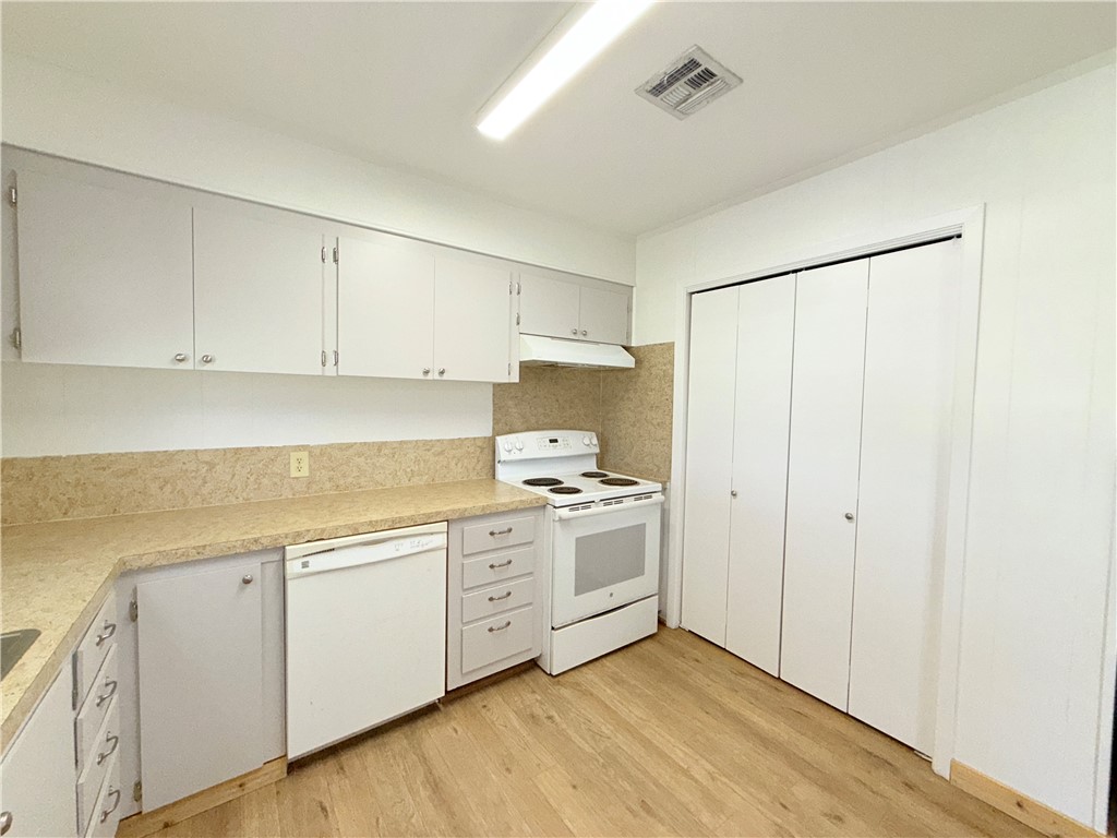 1302 Johnson St Property Photo 24