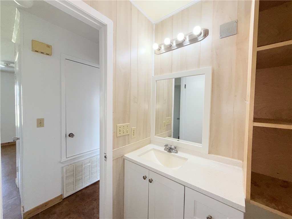 1302 Johnson St Property Photo 35