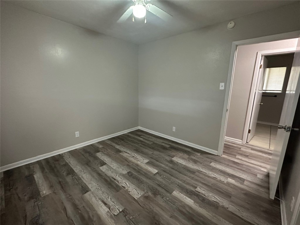 218 Frio Dr Property Photo 13