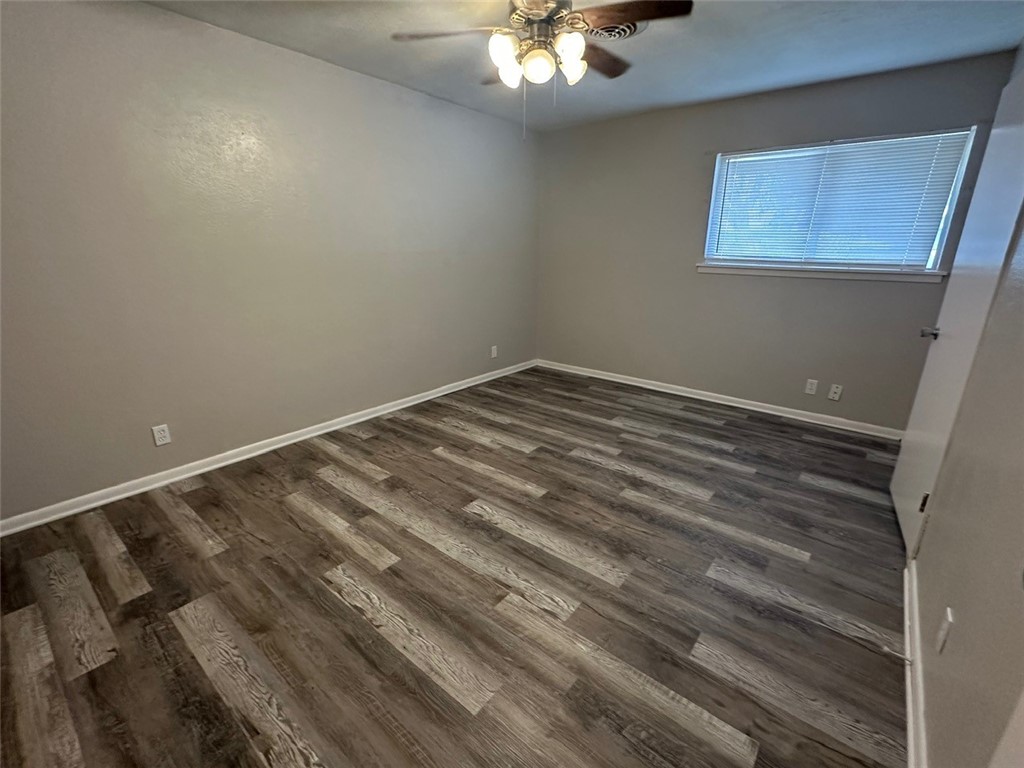 218 Frio Dr Property Photo 29