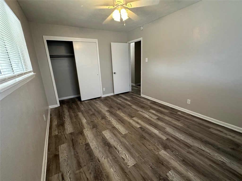 218 Frio Dr Property Photo 32