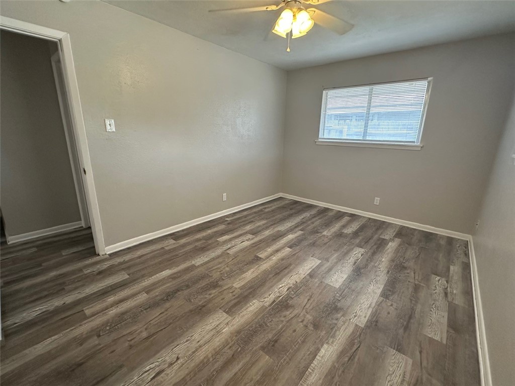 218 Frio Dr Property Photo 33