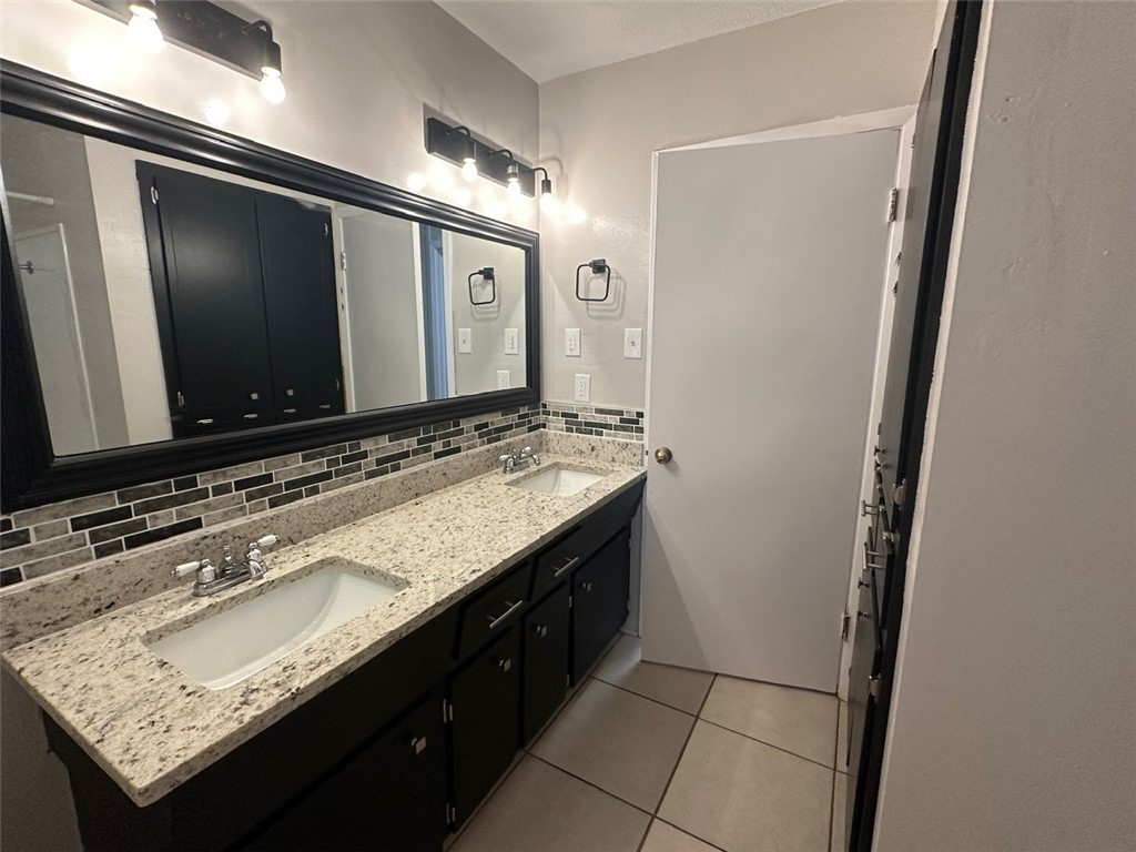 218 Frio Dr Property Photo 38