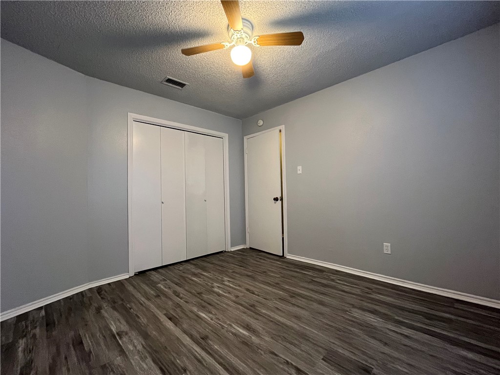 2942 River Bend Ct Property Photo 15