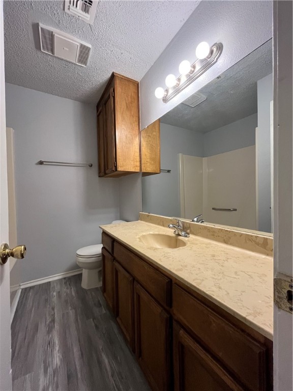 2942 River Bend Ct Property Photo 16