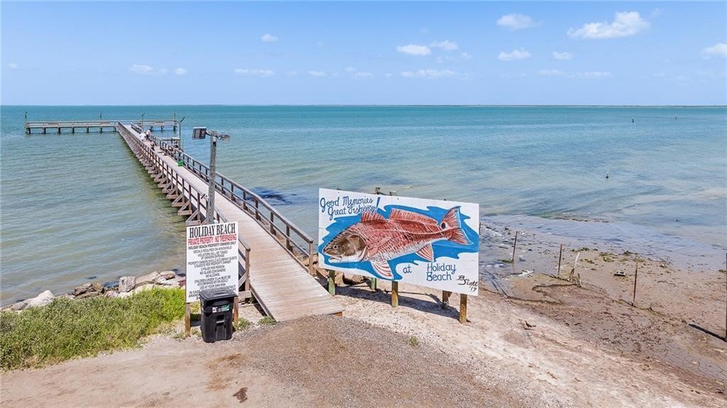 299 Northwest Dr Property Photo 16