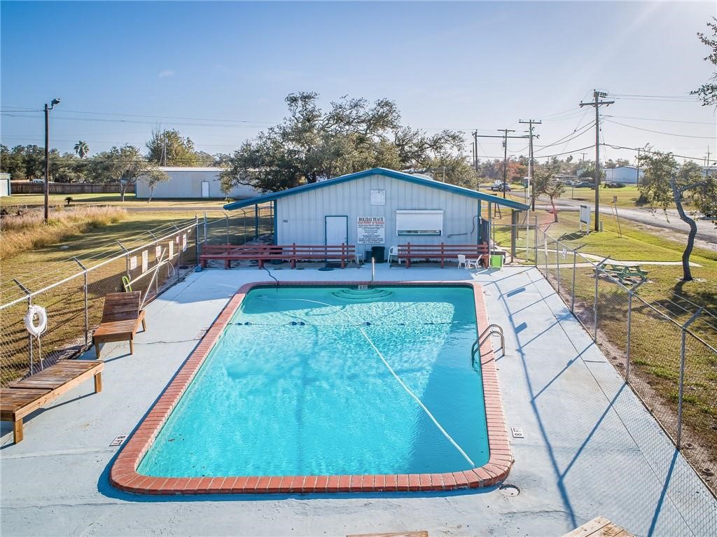 299 Northwest Dr Property Photo 20