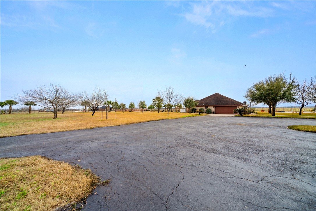 115 County Road 1161 Property Photo 39