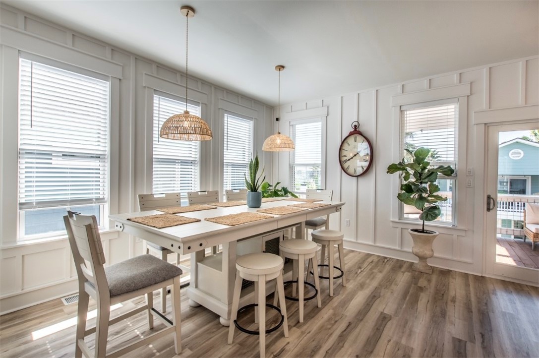 1227 S Magnolia St Property Photo 11