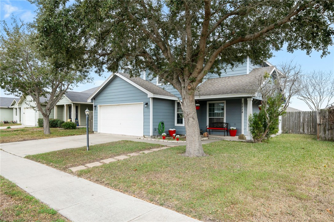 7514 Star Harbor Dr Property Photo 4