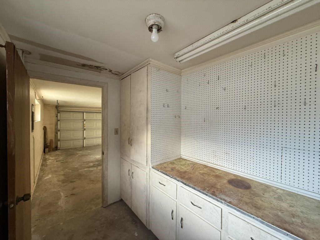 214 Shore Dr Property Photo 34