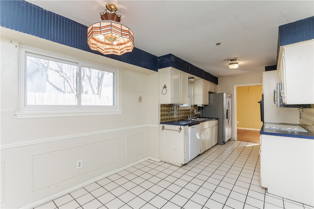 4410 Weiskopf Lane Property Photo 7