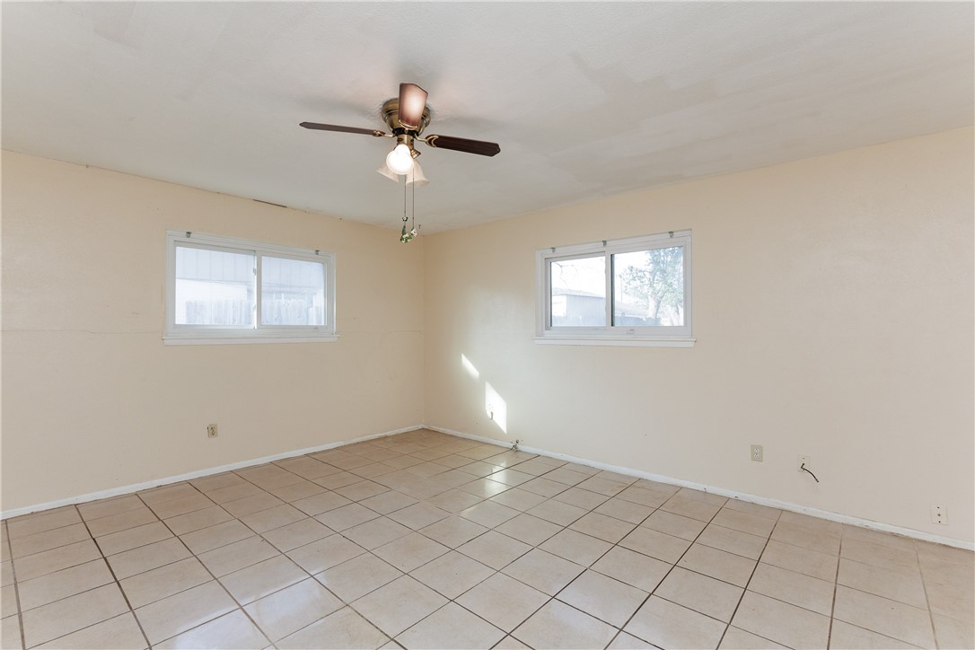 4410 Weiskopf Lane Property Photo 11