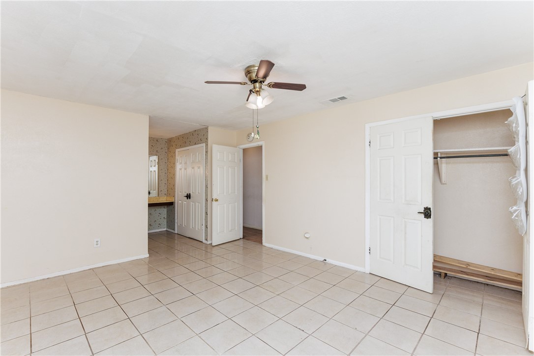 4410 Weiskopf Lane Property Photo 12