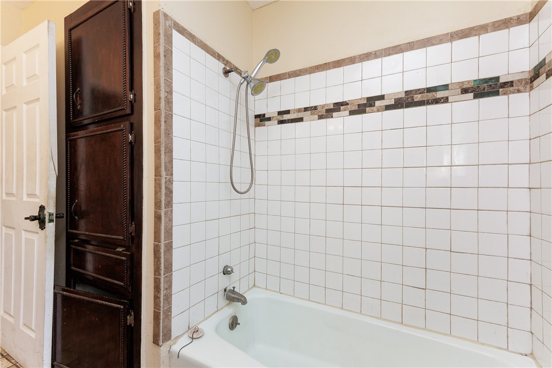 4410 Weiskopf Lane Property Photo 20