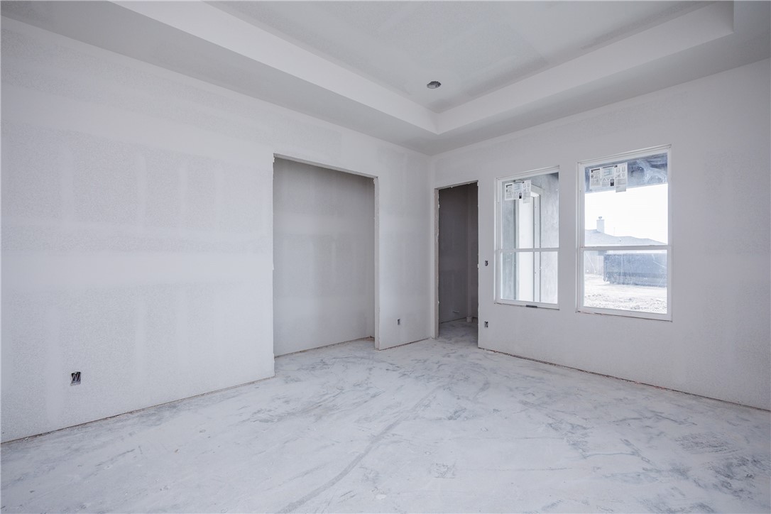 1493 Dragonstone Ct Property Photo 9