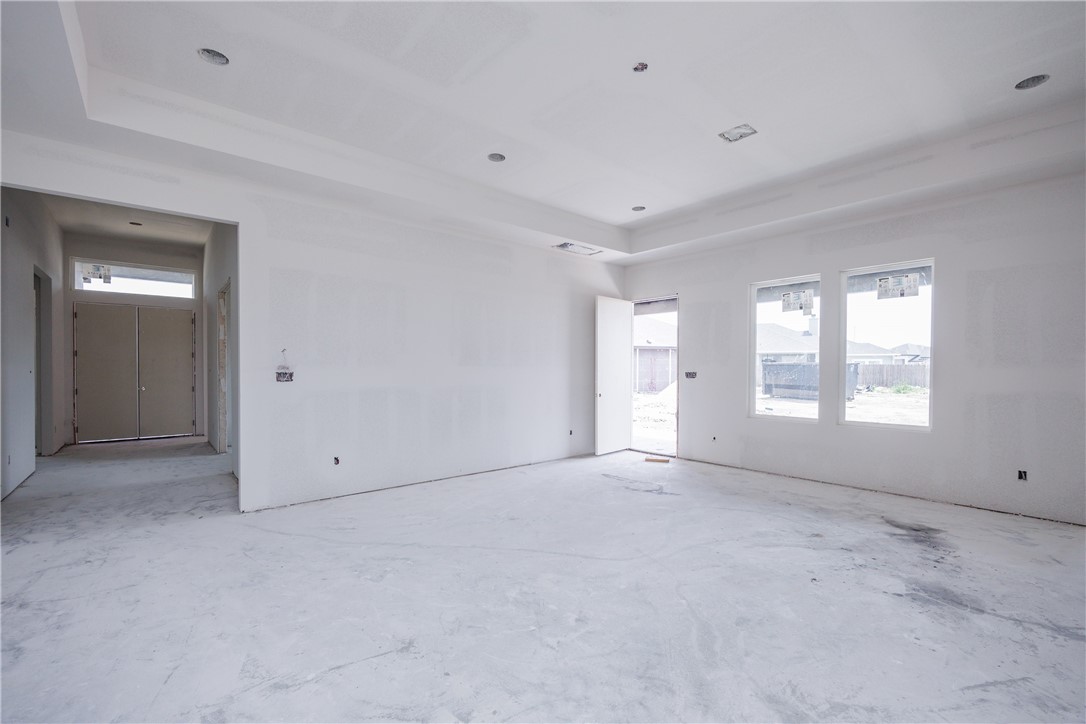 1493 Dragonstone Ct Property Photo 14