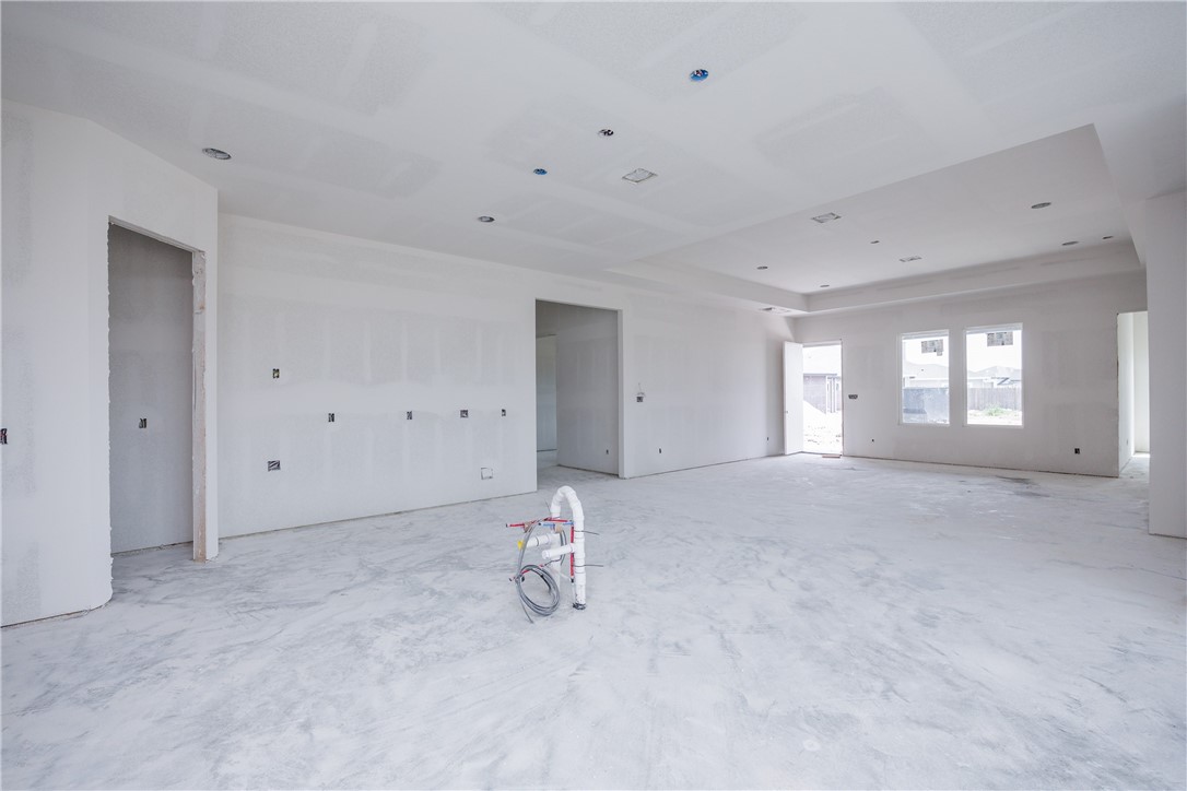1493 Dragonstone Ct Property Photo 18