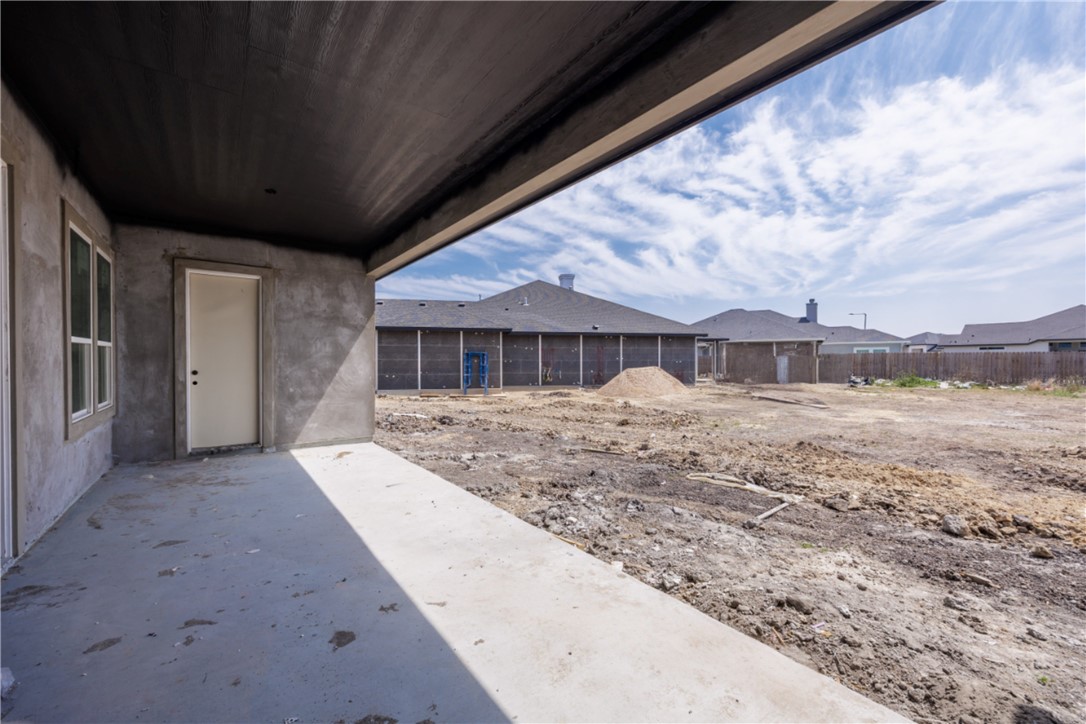 1493 Dragonstone Ct Property Photo 28